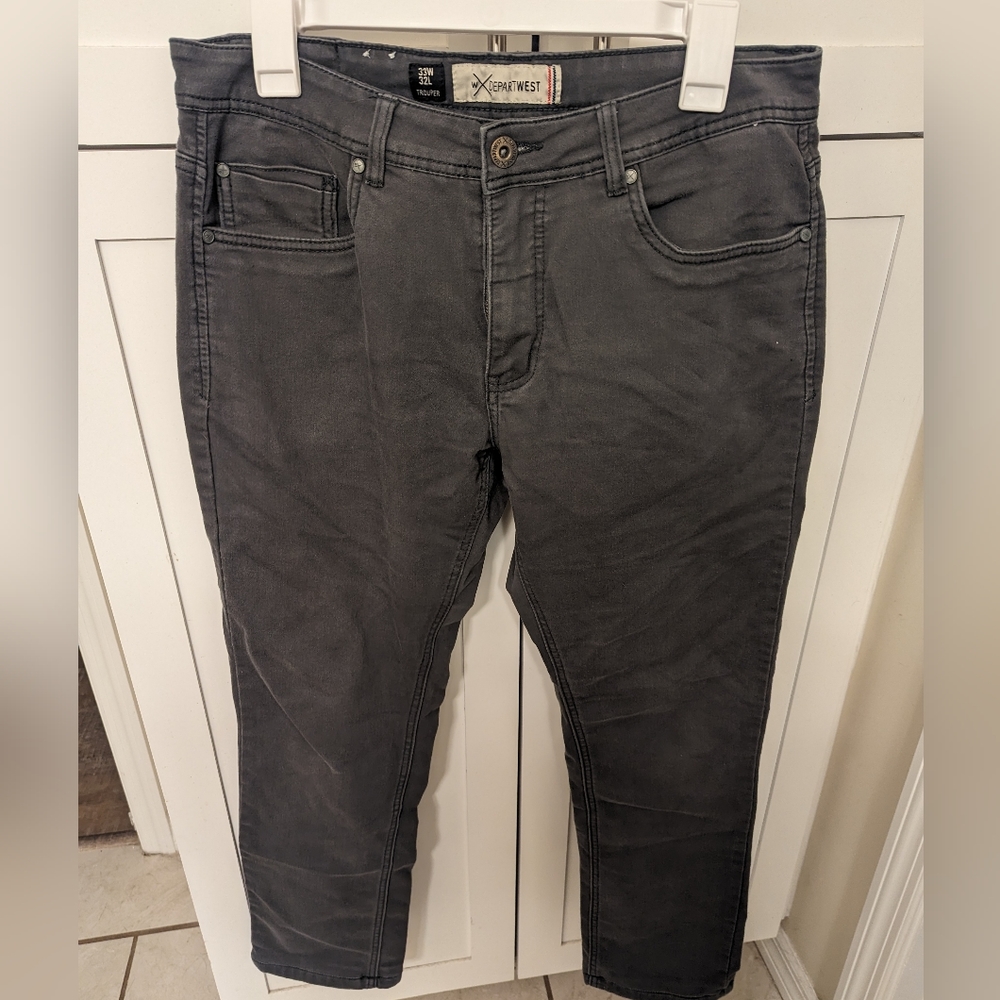 Kaki pants